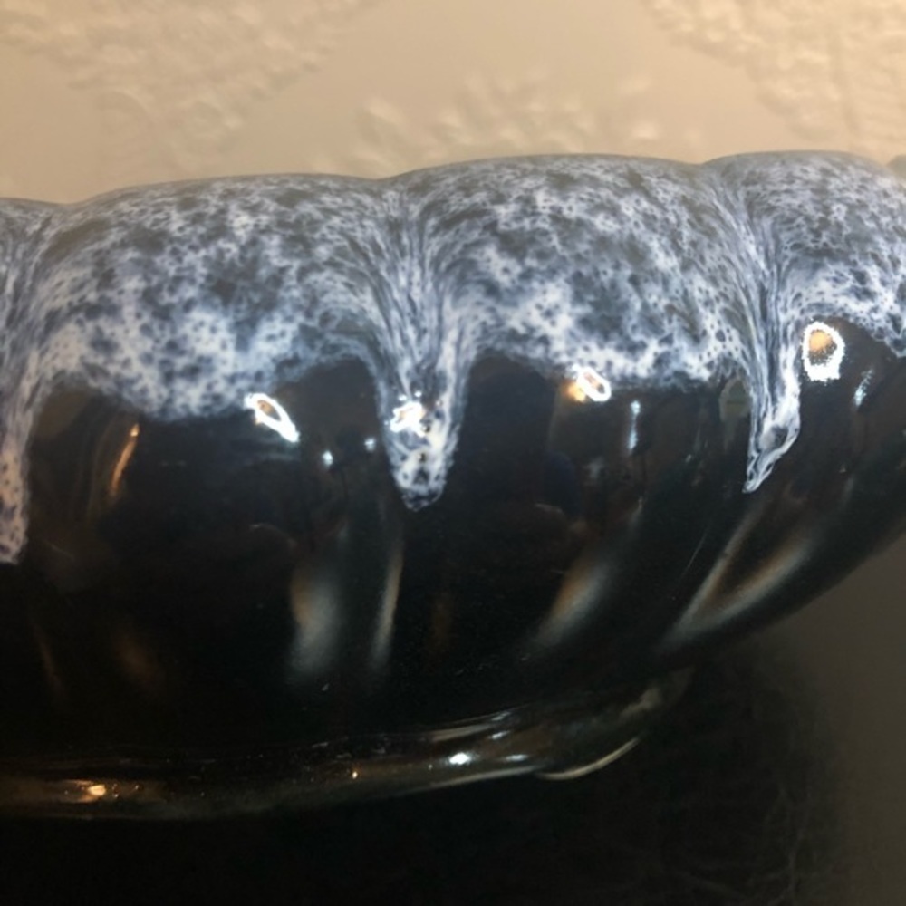 Vintage pottery planter black blue - Picture 3 of 7